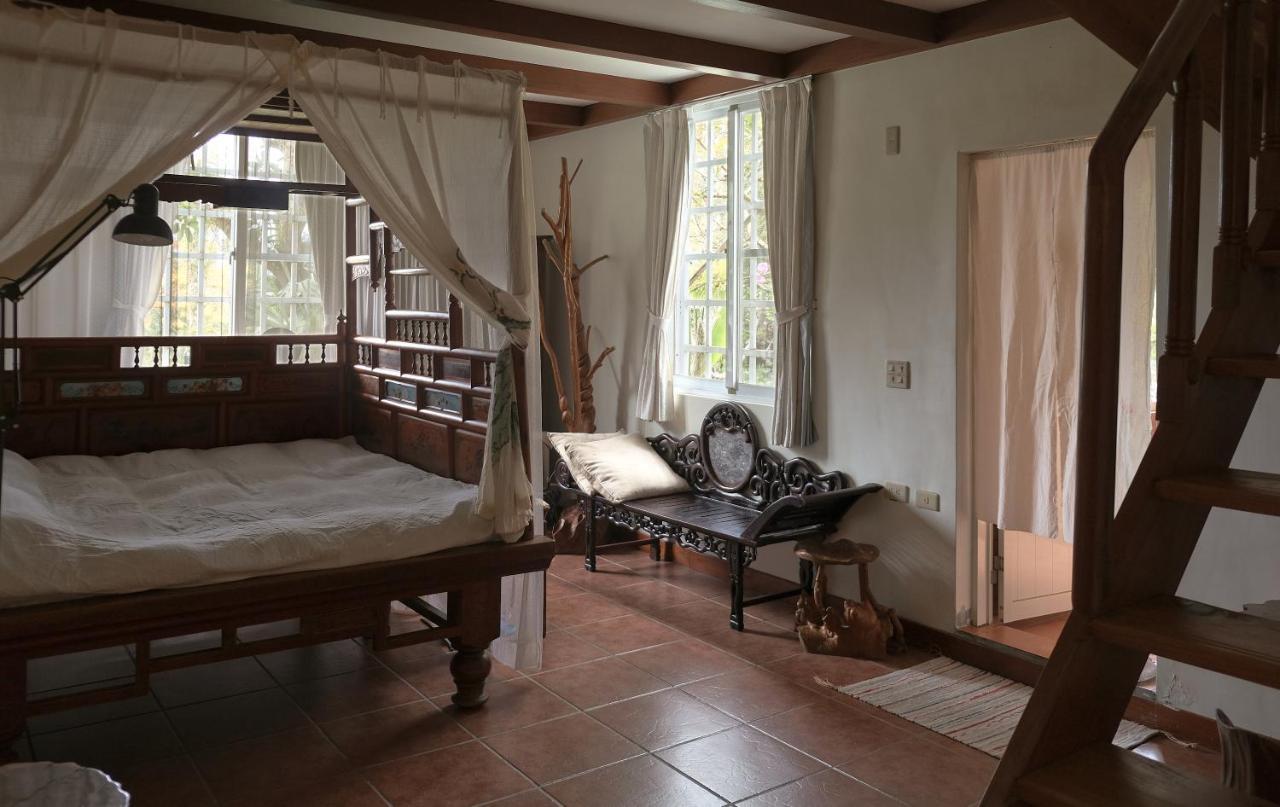 Wisdom Garden Home Stay Yuli Exteriör bild