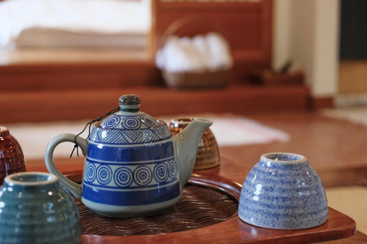 Wisdom Garden Home Stay Yuli Exteriör bild